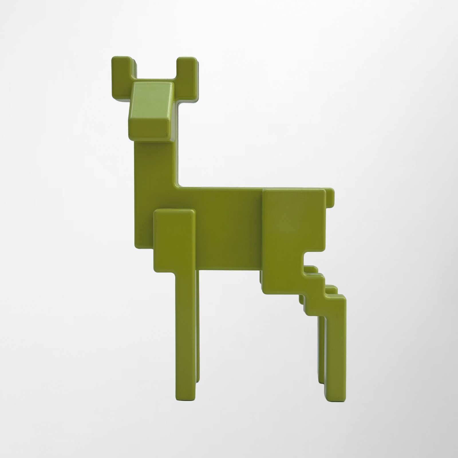 IKEA SAMSPELT Pixel Deer Sculpture – Green - Image 6