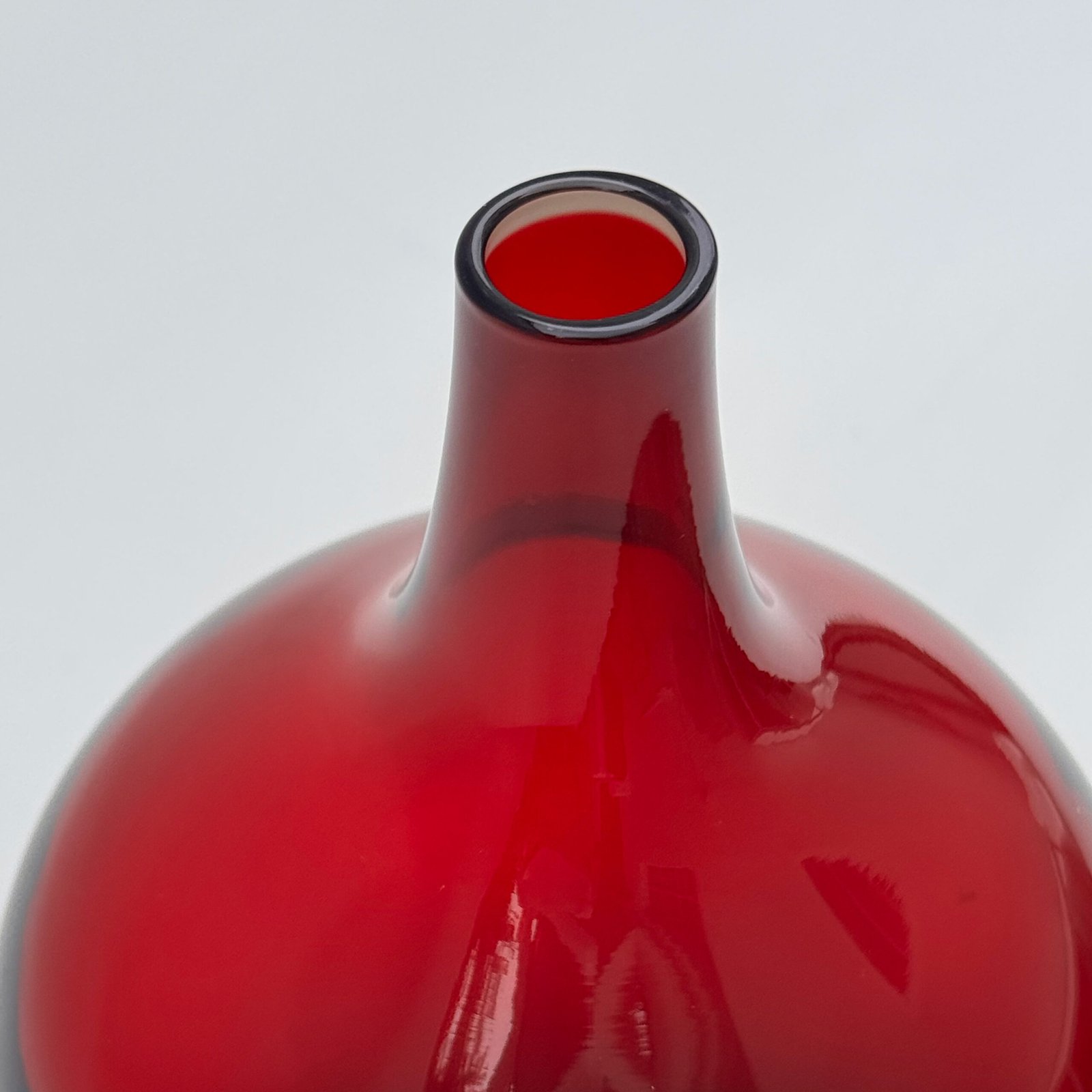 IKEA SALONG Vase – Ruby Red - Image 3