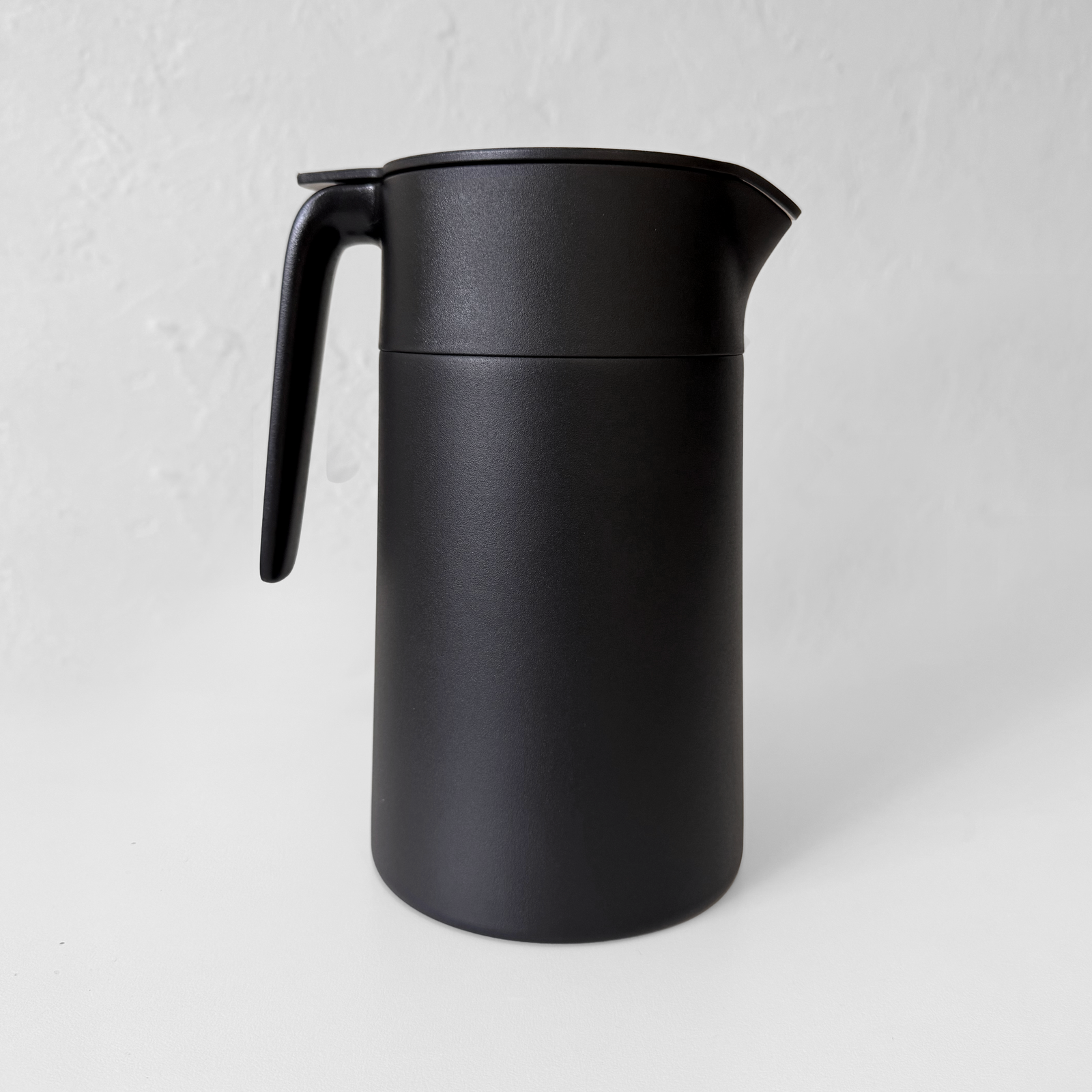 IKEA UNDERLÄTTA Vacuum Flask – Black, 41 oz - Image 2